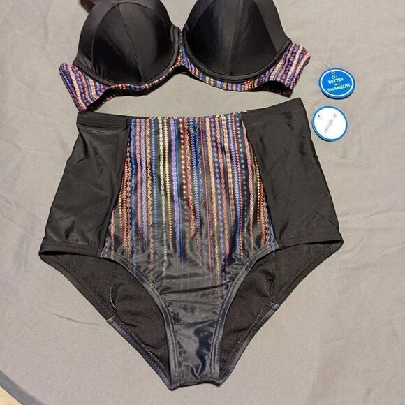 šNWT 2 PC SWIMSUITSĀ FORāALLāBLACKā&āMULTIāCOLORāBATHINGāSUIT - Picture 2 of 6